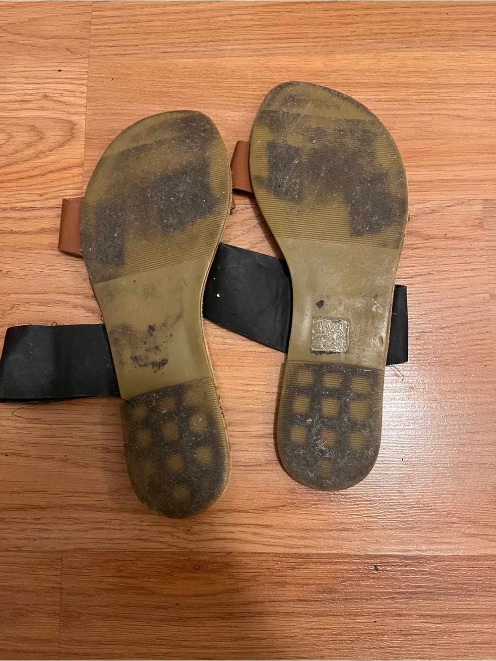 Two-Tone Slide Sandals in Brown and Black - Picture 2 of 2